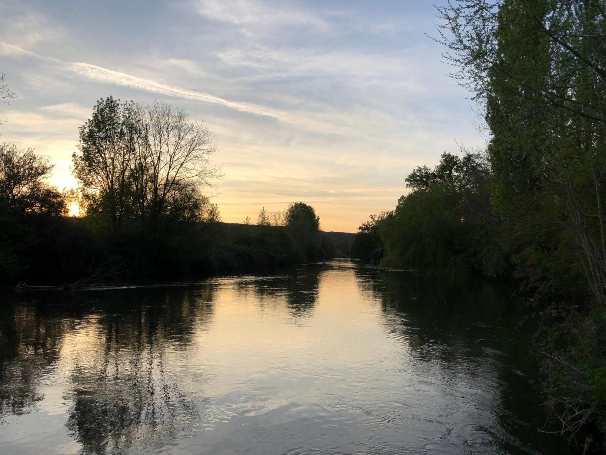 Gite La Cle Des Champs Villa Bueil  Bagian luar foto